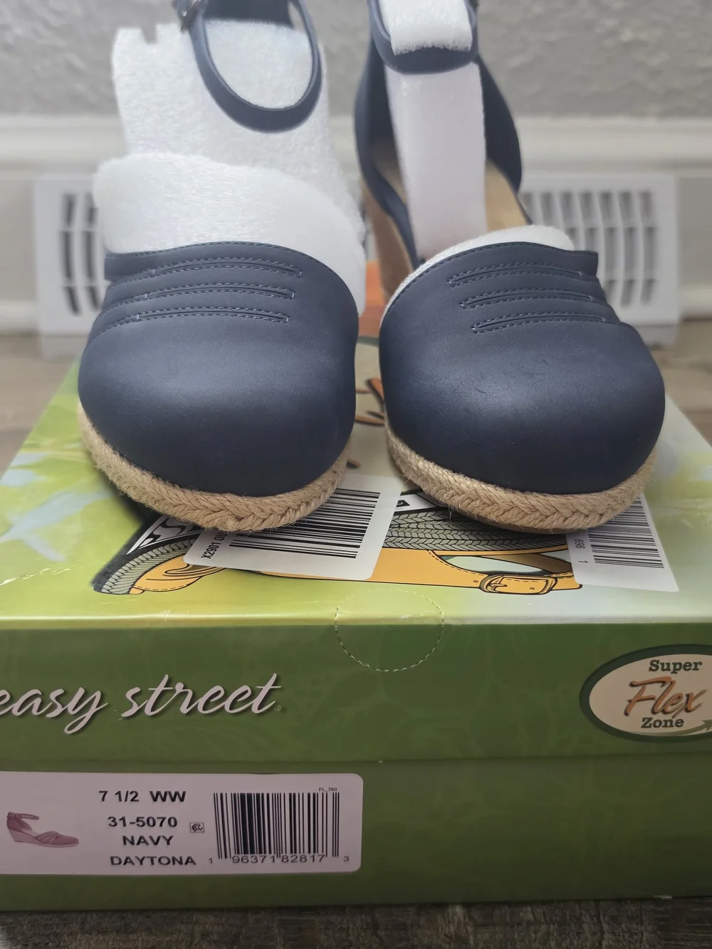 NEW Easy Street Daytona Espadrille Wedge Sandals Navy Blue 7.5 WW Wide